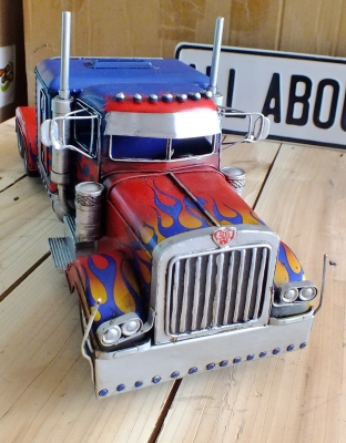 โมเดลสังกะสีรถคลาสสิค แนวอเมริกัน