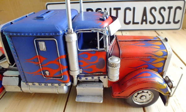 โมเดลสังกะสีรถคลาสสิค แนวอเมริกัน โมเดลสังกะสีรถคลาสสิค แนวอเมริกัน