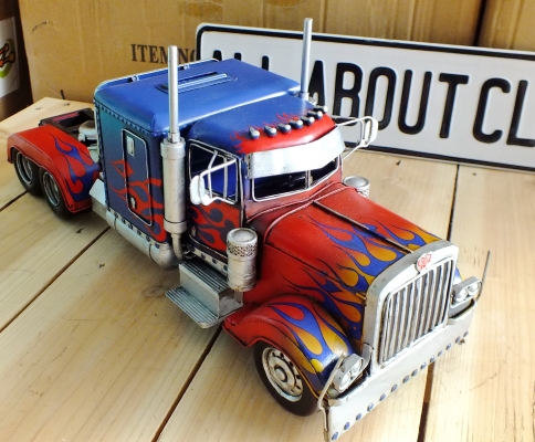 โมเดลสังกะสีรถคลาสสิค แนวอเมริกัน โมเดลสังกะสีรถคลาสสิค แนวอเมริกัน