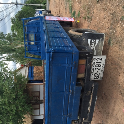 รถหกล้อ