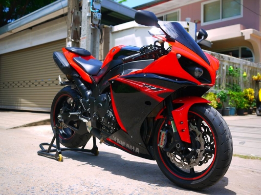 ขาย Yamaha R1 ปี 2014 พร้อมทะเบียนแท้ เครื่องสดๆ