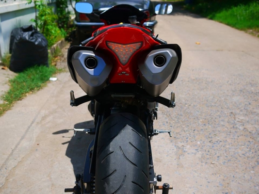 ขาย Yamaha R1 ปี 2014 พร้อมทะเบียนแท้ เครื่องสดๆ