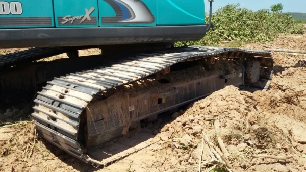 ขาย KOBELCO  SK200-8  YN12  SUPER-X