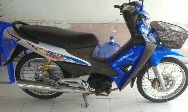 ขายเวฟ100s ปี50 ทะเบืยนเต็ม-15500บาทมี2คัน ขายเวฟ100s ปี50 ทะเบืยนเต็ม-15500บาทมี2คัน