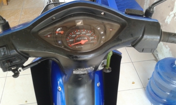 ขายเวฟ100s ปี50 ทะเบืยนเต็ม-15500บาทมี2คัน ขายเวฟ100s ปี50 ทะเบืยนเต็ม-15500บาทมี2คัน