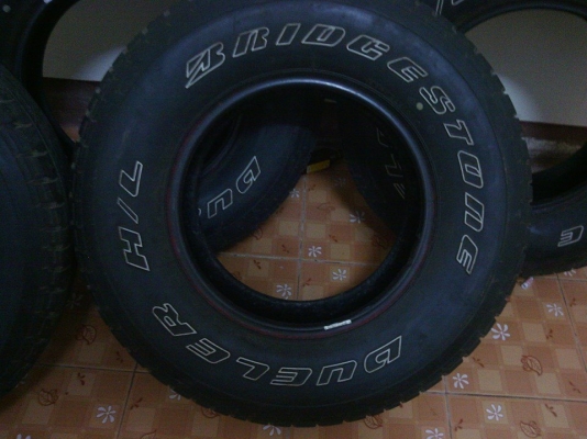 BRIDGESTONE DULER HL255/70/15/ปี09ดอกเหลือเยอะใช้ได้อีกหลายปีคับ0821178878