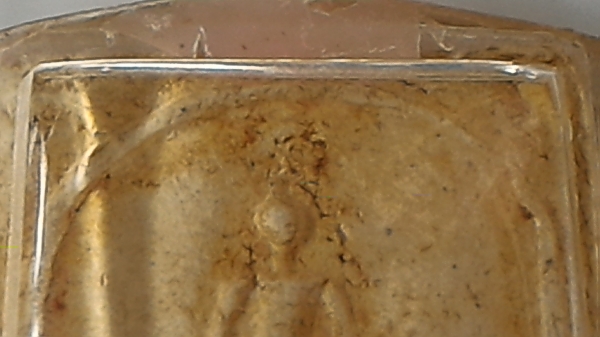 มีพระ ตามภาพ ผู้ที่ต้องการมีไว้(ของลุง)ขออุนญาติไม่ลงราคาไว้