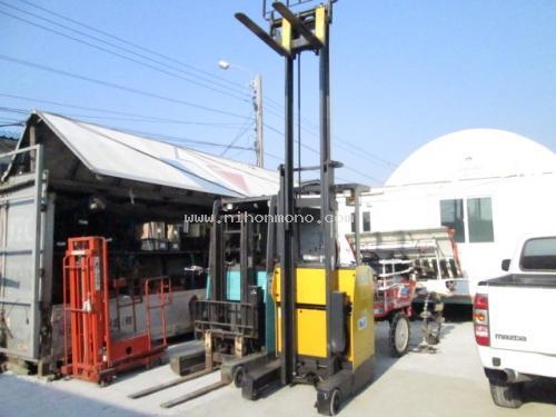 รถยกไฟฟ้ายืนขับ  KOMATSU   FB09RC-12 รหัสสินค้า : 80802412   Line ID: nihonmono  หรือเพิ่มเติมไดที่ www.nihonmono.com