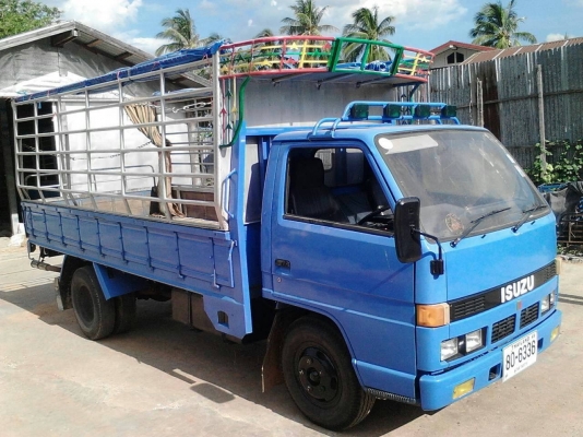 ISUZU NKR58L 100 แรง 4BC2ฝาดำ หัวยกได้ เกียร์ยาว กะบะยาว 4.3 เมตร เล่มพร้อมโอน