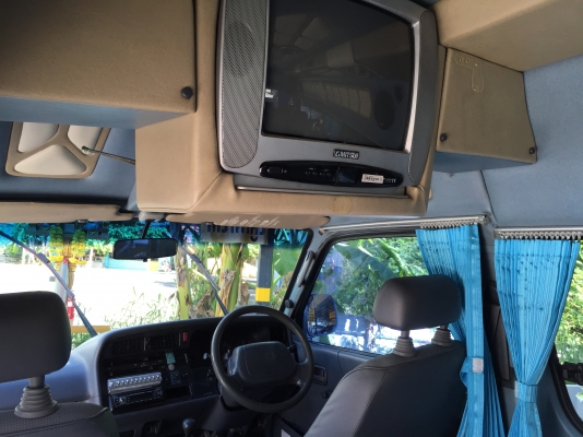 ขาย รถตู้ VIP หลังคาสูง