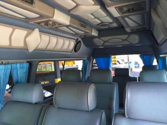 ขาย รถตู้ VIP หลังคาสูง