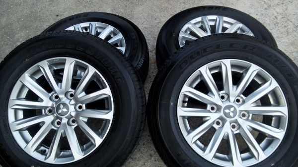 Triton 17 ถอดศูนย์ ใหม่ทั้งล้อยาง