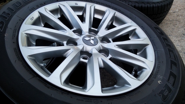 Triton 17 ถอดศูนย์ ใหม่ทั้งล้อยาง