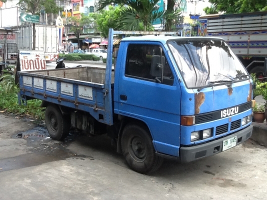 ขายด่วน รถห้าง ไม่ติดเวลา จดใหม่ ปี2002