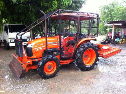 ขายครับ Kubota L3608 สวยๆครับ รถเดิมๆ 317 ชั่วโมง. แท้ครับ สภาพเบียดรถใหม่ ครับ