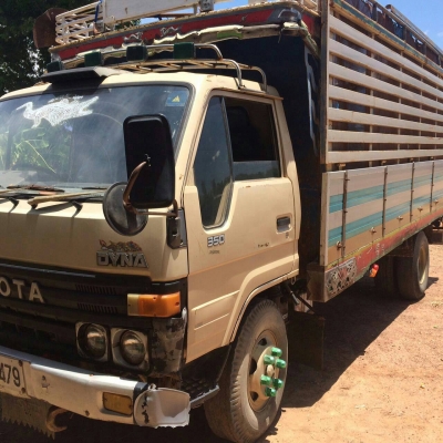 ขาย6ล้อกะบะเนียมดั้มเดิมๆครับ ขาย6ล้อกะบะเนียมดั้มเดิมๆครับ