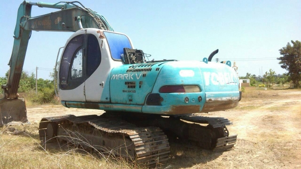 ขายรถแบคโฮ KOBELCO SK200-Vธรรมดา ไม่มีเอกสาร ระบบไฟเต็ม ราคา 650000