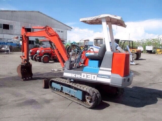 ขายรถขุด KUBOTA  KH-030. Pc30 รถนำเข้าเก่านอกแท้100\% เครื่องแน่น.  ปั๊มแรง  การใช้งานคล่องตัว  ระบบไว  รถพร้อมใช้งาน เอกสารใบอินวอยครบ เก็บลายละเอียดสีทั้งคัน