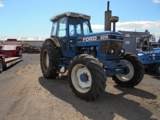 FORD 8210