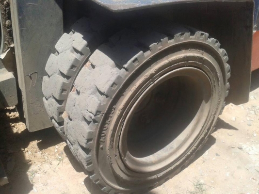 ขายรถยกโฟรคลิฟต์ TOYOTA 35 ใช้2ระบบ เสาสูงยกใส่10ล่อได้ สภาพพร้อมใช้งาน เครื่องดี ขายรถยกโฟรคลิฟต์ TOYOTA 35 ใช้2ระบบ เสาสูงยกใส่10ล่อได้ สภาพพร้อมใช้งาน เครื่องดี