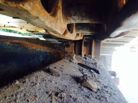 ขายรถแบคโฮ KOMATSU PC200-7 เอกสารอินวอย 8000 ชม.ราคา 1900000