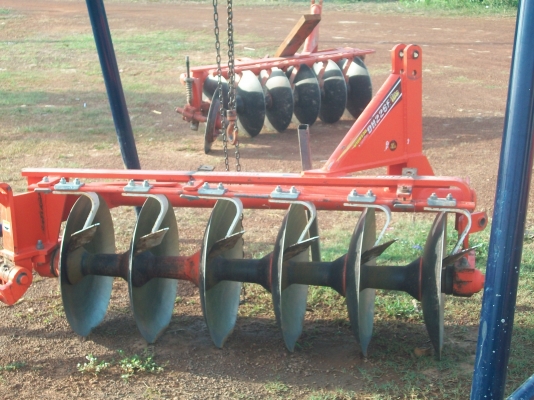 ขายผานพรวน 6 ตราช้างใส่รถไถ 34,36 แรง