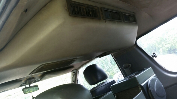 ตู้เล็ก Liteace CR27 ตัวมน เครื่องดีเซล ขับได้ พร้อมโอน ขาย 58,000 บาท