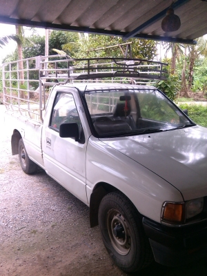 อีซูซุ90