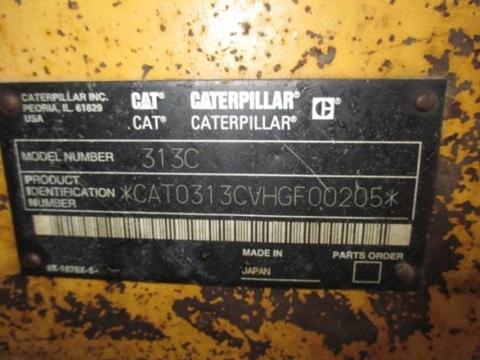 ขายด่วนรถแม็คโครCAT 313 CCR ซีเรียสูงชั่วโม่งทำงานน้อยแอร์เย็นมาก รถนอกนำเข้ายังไม่เคยใช้งาน ในเมืองไทยเลย