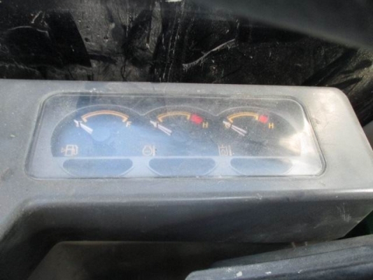 ขายด่วนรถแม็คโครCAT 313 CCR ซีเรียสูงชั่วโม่งทำงานน้อยแอร์เย็นมาก รถนอกนำเข้ายังไม่เคยใช้งาน ในเมืองไทยเลย