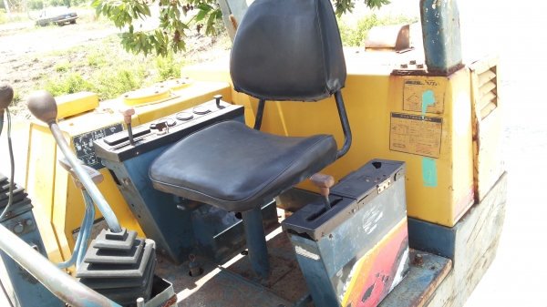 ขายด่วนรถเเม็คโครยันม่าYB30Bเทียบเท่า PC30เคื่องยันม่า3สูบรถนำเข้าเก่านอกไม่เคยใช้งานในเมืองไทยเลย ขายด่วนรถเเม็คโครยันม่าYB30Bเทียบเท่า PC30เคื่องยันม่า3สูบรถนำเข้าเก่านอกไม่เคยใช้งานในเมืองไทยเลย