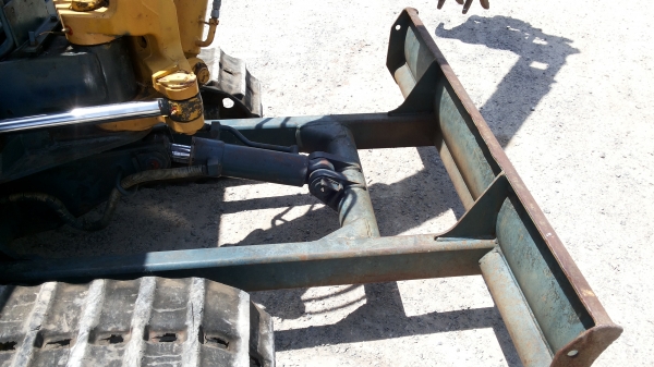 ขายด่วนรถเเม็คโครยันม่าYB30Bเทียบเท่า PC30เคื่องยันม่า3สูบรถนำเข้าเก่านอกไม่เคยใช้งานในเมืองไทยเลย ขายด่วนรถเเม็คโครยันม่าYB30Bเทียบเท่า PC30เคื่องยันม่า3สูบรถนำเข้าเก่านอกไม่เคยใช้งานในเมืองไทยเลย