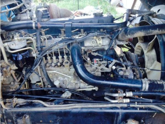 ขายรถบรรทุก 10 ล้อดั๊มพ์  ISUZU DEC ยูโร2  ขนาดแรงม้า 270 แรงม้า  ปี2548 มีระบบลากพ่วง กะบะสหกิจ ราคาต่อรองได้ รูปมีเยอะ