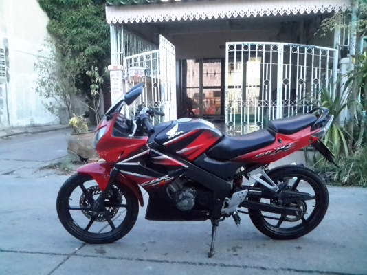 ขายฮอนด้า cbr150cc จด8 ตุลาคม 52 เครื่องดี