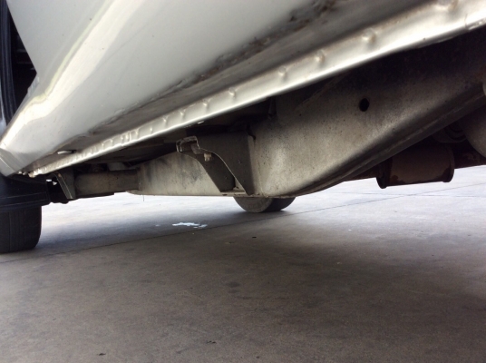 ขายมาสด้า แฟมิเลีย หัวโหนก แคปใหญ่ ปี96 เครื่อง 1.4 เกียร์ธรรมดา ติดแก๊สLPG ภายในเบาะหนังสวยไม่ขาด ไมล์ใช้ได้หมด ตัวถังสวยเดิม สีมีริ้วรอยบ้าง ลอนกระบะสวย คอกไม้ คัสซีดีไม่มีผุ เครื่องแน่นๆ ช่วงล่างดี รถขับดี พร้อมใช้งานได้เลยครับ ขายถูกครับ ขายมาสด้า แฟมิเลีย หัวโหนก แคปใหญ่ ปี96 เครื่อง 1.4 เกียร์ธรรมดา ติดแก๊สLPG ภายในเบาะหนังสวยไม่ขาด ไมล์ใช้ได้หมด ตัวถังสวยเดิม สีมีริ้วรอยบ้าง ลอนกระบะสวย คอกไม้ คัสซีดีไม่มีผุ เครื่องแน่นๆ ช่วงล่างดี รถขับดี พร้อมใช้งานได้เลยครับ ขายถูกครับ