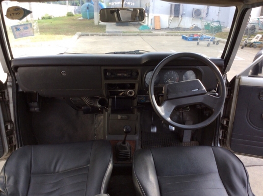 ขายมาสด้า แฟมิเลีย หัวโหนก แคปใหญ่ ปี96 เครื่อง 1.4 เกียร์ธรรมดา ติดแก๊สLPG ภายในเบาะหนังสวยไม่ขาด ไมล์ใช้ได้หมด ตัวถังสวยเดิม สีมีริ้วรอยบ้าง ลอนกระบะสวย คอกไม้ คัสซีดีไม่มีผุ เครื่องแน่นๆ ช่วงล่างดี รถขับดี พร้อมใช้งานได้เลยครับ ขายถูกครับ ขายมาสด้า แฟมิเลีย หัวโหนก แคปใหญ่ ปี96 เครื่อง 1.4 เกียร์ธรรมดา ติดแก๊สLPG ภายในเบาะหนังสวยไม่ขาด ไมล์ใช้ได้หมด ตัวถังสวยเดิม สีมีริ้วรอยบ้าง ลอนกระบะสวย คอกไม้ คัสซีดีไม่มีผุ เครื่องแน่นๆ ช่วงล่างดี รถขับดี พร้อมใช้งานได้เลยครับ ขายถูกครับ