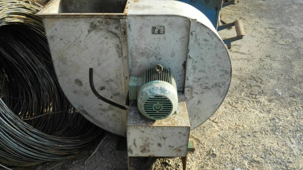 ======== Sold Out!! ======== โบวเวอร์ มอเตอร์ 3 hp. ไฟ 380 v. สภาพสวย พร้อมใช้งาน 089-2499-123