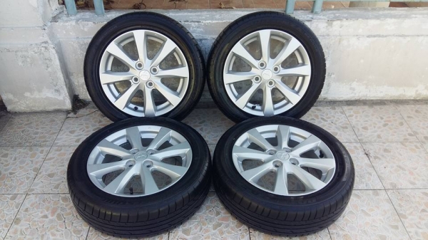 ขายล้อแม็ก mitsu mirage mc 15" พร้อมยางปี14 สนใจติดต่อเล็กคลองสามครับ 081-3747940
