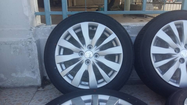 ขายล้อแม็กป้ายแดง Suzuki swift 16" พร้อมยางใหม่ปี15 สนใจติดต่อเล็กคลองสามครับ 081-3747940