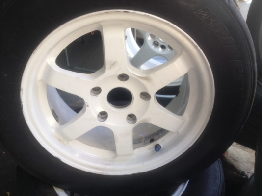 ล้อเเท้ TE37ขอบ15กว้าง7นิ้วอ๊อฟ30 5รู120ใส่bmw e36มาติดยางซิ่งมาจากญี่ปุ่น