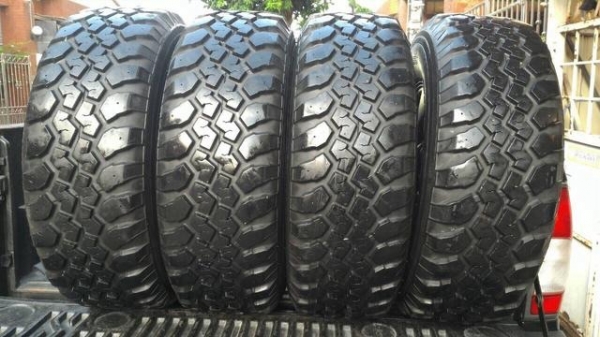 ขายยาง MUD 31 x 10.5 x 15 พร้อมล้อ วีโก้ ขายยาง MUD 31 x 10.5 x 15 พร้อมล้อ วีโก้