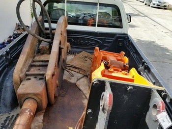 มาแล้วครับ - หัวเจาะ แย๊กปูน สำหรับรถขุด แบคโฮ PC 120-200 ยี่ห้อ NPK 140,000 และ MBK 125,000 มาแล้วครับ - หัวเจาะ แย๊กปูน สำหรับรถขุด แบคโฮ PC 120-200 ยี่ห้อ NPK 140,000 และ MBK 125,000