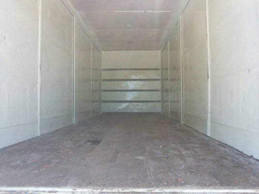 รถบรรทุก 6 ล้อตู้ 10 บาน HINO  FF1 ปี 42 ยาว 7.2 ราคา 650,000 บ. ร