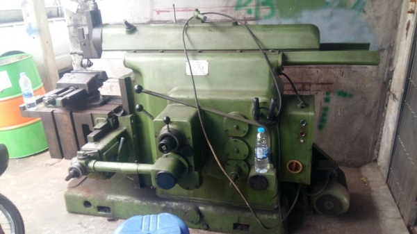 แท่นไส 24 นิ้ว เกียร์บล็อก สภาพสวย ๆ พร้อมใช้งาน 60,000