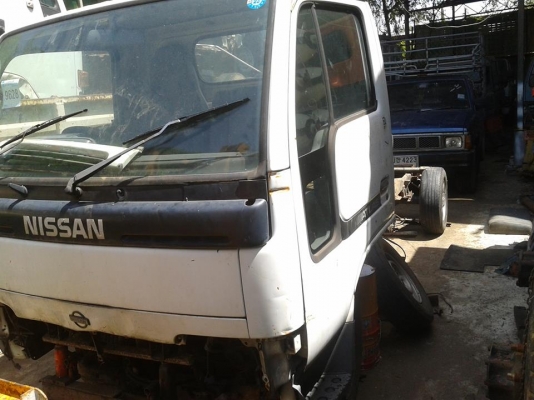 แชสซี TOYOTA DYNA BU10สวยๆ  - 6ล้อเล็ก มีเครื่องเกียร์เดิม + หัวเก่าญี่ปุ่นสวยๆ