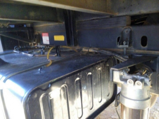 รถอีซูซุ 6 ล้อดั้ม FTR 240 แรงม้า. ปี 56  ( รถวิ่ง 94,xxx กม. , 6x,xxx กม.  )  ,  ( มีขาย 2 คัน. )   สนใจติดต่อ  081 - 6079515