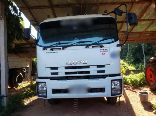 รถอีซูซุ 6 ล้อดั้ม FTR 240 แรงม้า. ปี 56  ( รถวิ่ง 94,xxx กม. , 6x,xxx กม.  )  ,  ( มีขาย 2 คัน. )   สนใจติดต่อ  081 - 6079515