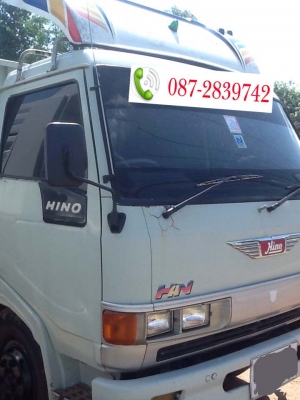 ขายรถบรรทุกพื้นเรียบ 6 ล้อ HINO 120 แรงม้า