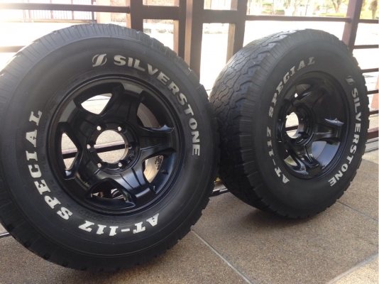 ล้อ JRD ขอบ15 พร้อมยาง Silverstone 31 ล้อ JRD ขอบ15 พร้อมยาง Silverstone 31