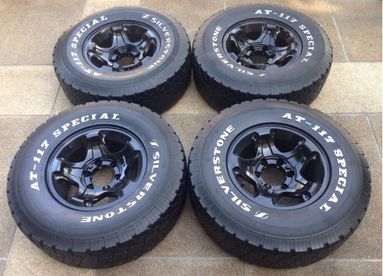 ล้อ JRD ขอบ15 พร้อมยาง Silverstone 31 ล้อ JRD ขอบ15 พร้อมยาง Silverstone 31